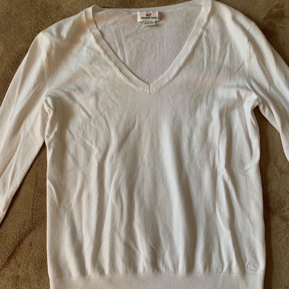 Vineyard Vines sweater